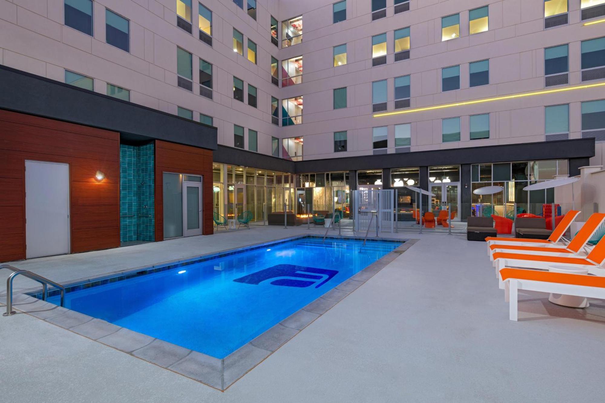 Aloft Waco Downtown Exterior foto